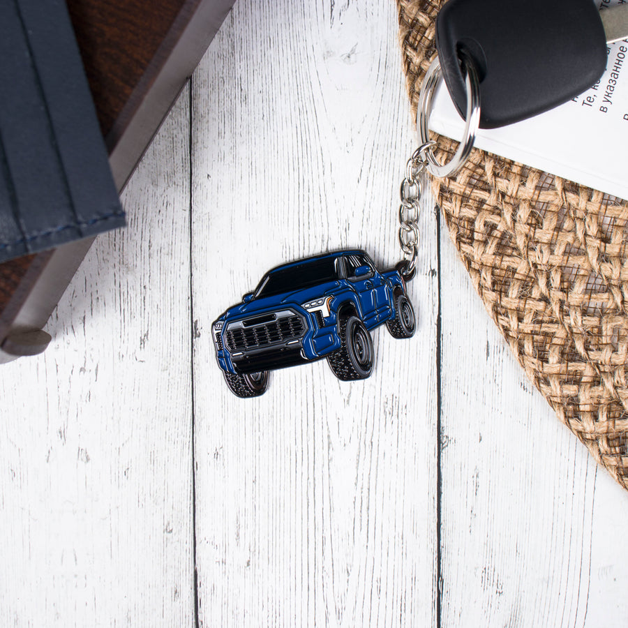 Tundra black keychain